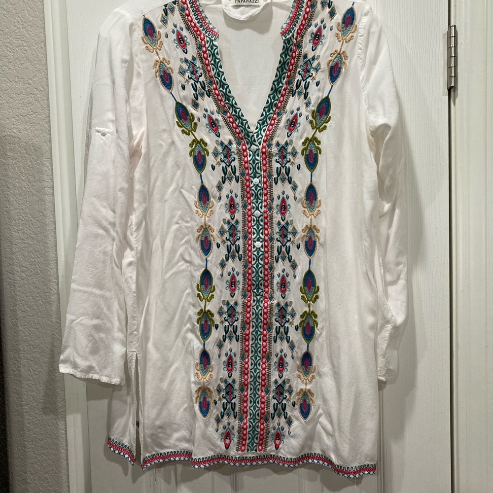 White crocheted long top by Paparazzi